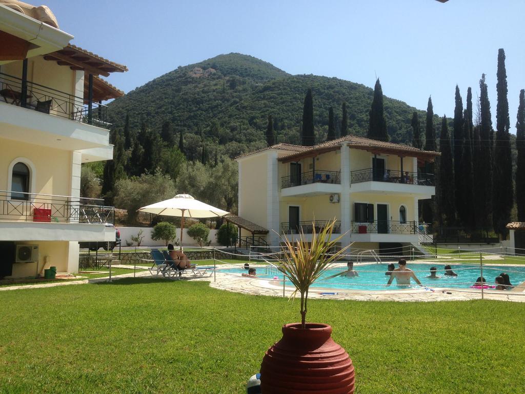 Villa Agni Yénion Exterior photo